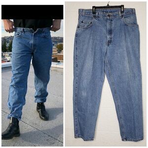 Vintage Levi's Loose Fit Light Wash Jeans Size 38